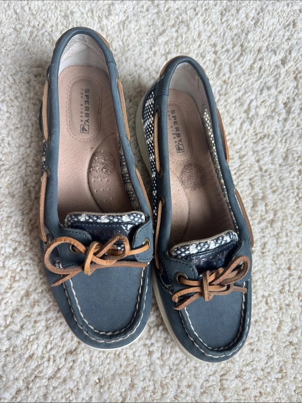 Sperry Women's Navy Blue Boat Shoes with Tan Laces